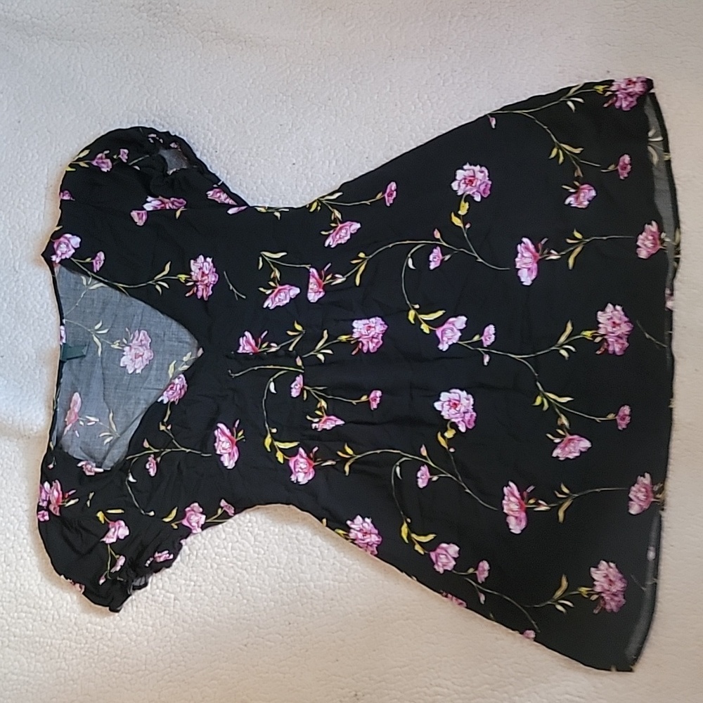 Women's Black dress with flowers size XL Wild Fable